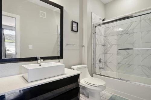 2 Bedroom Gem Close to Tiger Stadium in Baton Rouge, USA