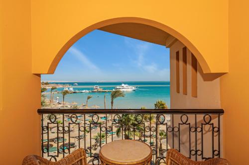 balkon/terras, Giftun Azur Resort in Hurghada