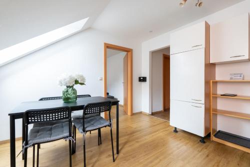 Kitchen, FarawayHomes Studio Graz #6 in Gosting