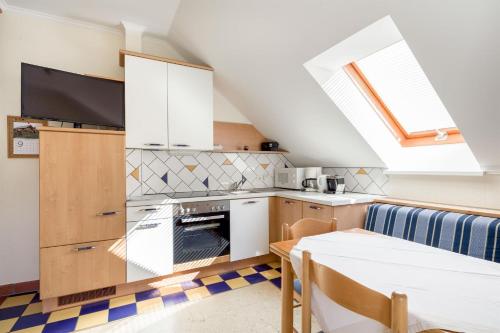 Kitchen, Gastehaus Pension Lang in Pfarrkirchen Im Muhlkreis