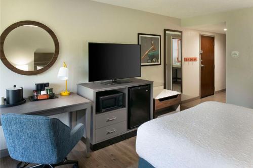 1 queen bed