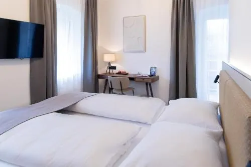 FrühstücksHotel Scharinger in Haag am Hausruck, Österreich