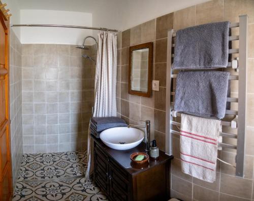 Bathroom, Rozmaringos vendeghaz Szenna in Szenna