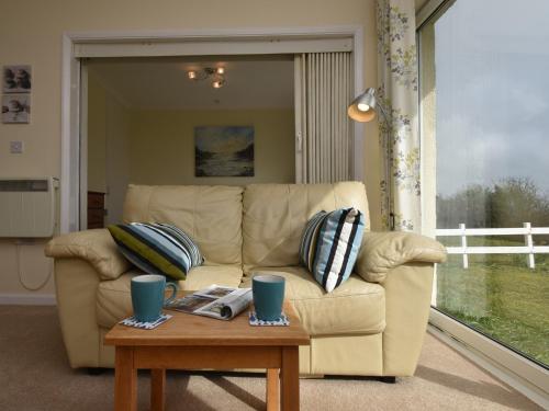2 Bed in Freshwater East FB094 2 Bed in Freshwater East FB094