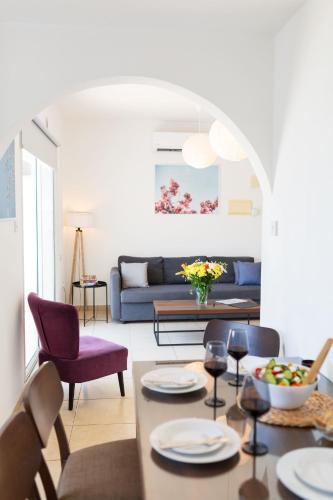 Standard Two-Bedroom Apartment image 10