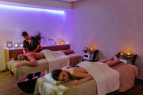 Lordos Beach Hotel & Spa - image 14