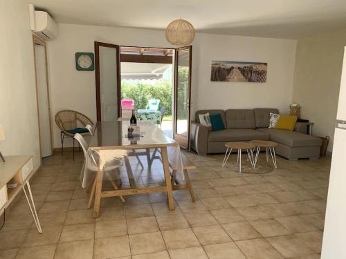 Maison de vacance proche de la plage in 拉布雷萊班