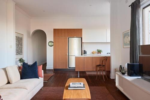 Coogee Treetops - image 10