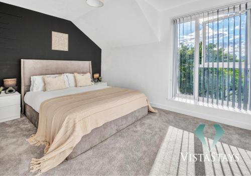4BDR House By Vista Stays Short Lets & Serviced Accommodation Birmingham With Pool Table, PS4 & Free Parking, Birmingham (photo 8)