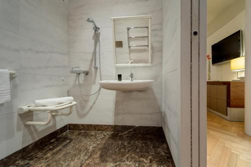 581940861 Meliá Genova
