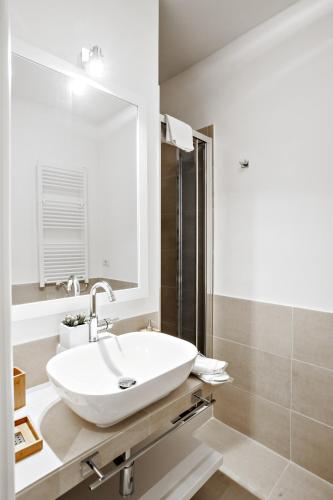 Deluxe Apartment image 10