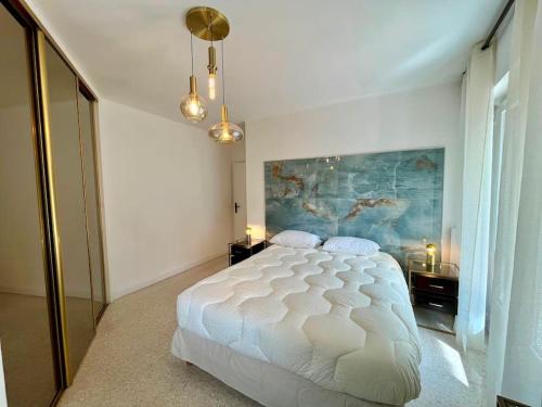 Viva Riviera Large 3 Bedrooms with balcony
