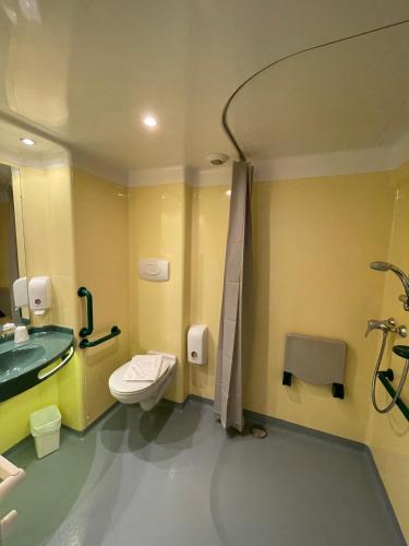 Brit Hotel Marvejols - image 8