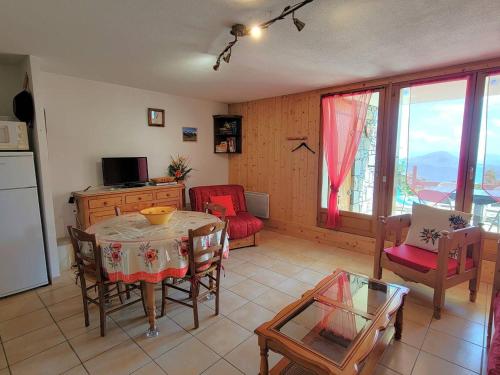 Appartement lumineux 5 pers avec terrasse plein Sud à Chaillol 1600 - FR-1-393-78 (Appartement lumineux 5 pers avec terrasse plein Sud a Chaillol 1600 - FR-1-393-78) in แซ็ง-มิเชล-เดอ-แชยอล