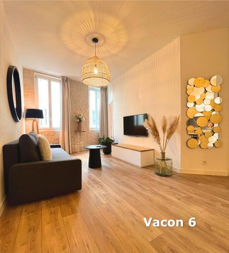 Superior One-Bedroom Apartment