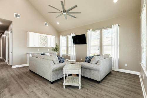 Capri - Beach View & Private Walkway- Pet Friendly, Surfside Beach (foto 8)