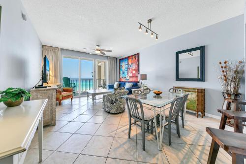 Majestic Sun 0405B near Bad Ass Coffee