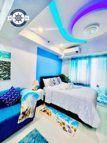 Ocean theme Navy Blue Deluxe Suite with PS4 and Balcony overlooking Manila Bay and Manila Zoo plus near Manila Yacht Club and Star City, Manila