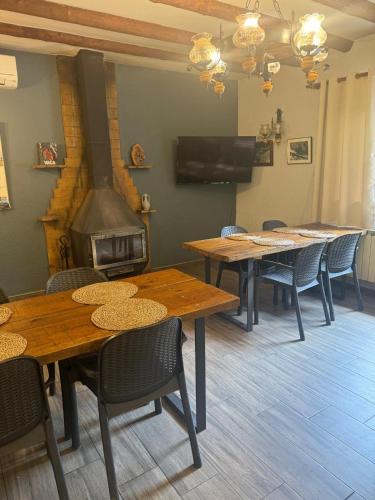 Iekārtas, Hostal Restaurante de Montana Pous de la neu in Alfara de Carles