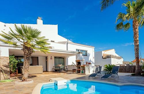 Villa with Private Pool