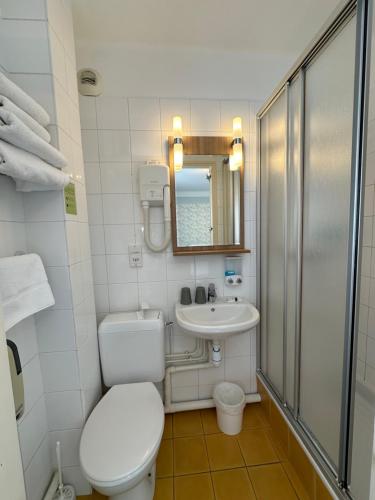 Superior Double Room image 3