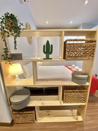 One-Bedroom Apartment image 5