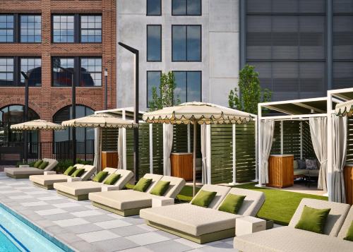 Swimming pool, Memoir Wedgewood Houston in Nashville (TN)