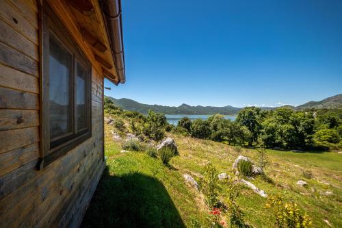View, Boljesestre Lake retreat in Ponari