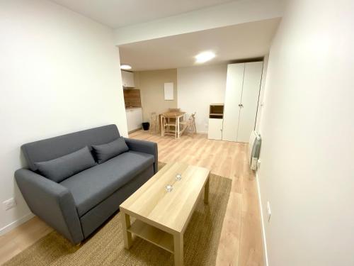 Charmant et moderne appartement, proche centre ville et gare, Paris St Lazare 22 min in Ербле
