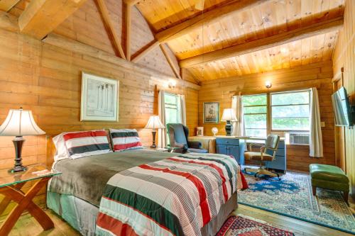 Cozy Jasper Cabin Walk to On-Site Waterfall! - image 14