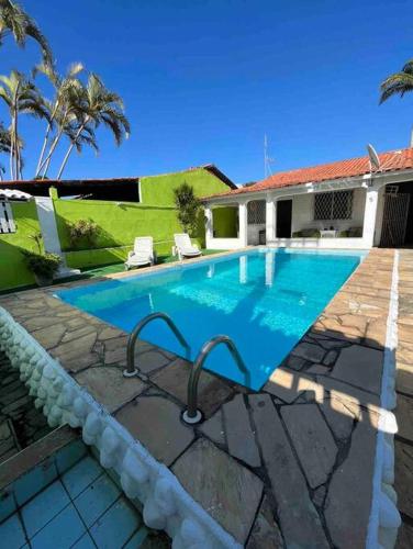 Casa espaçosa com piscina! (Casa espacosa com piscina!) in ปาร์เกเอสโตริล