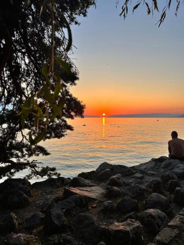 Kilátás, Close to Lake & Chillon Castle, New & Comfortable in Veytaux