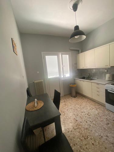 Lovely flat Korydallos in Terpsithea-Vryoni Bölgesi