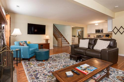 Bears` Lodge at Bonclarken in Flat Rock, USA