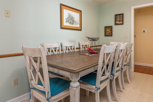 Bears` Lodge at Bonclarken in Flat Rock, USA