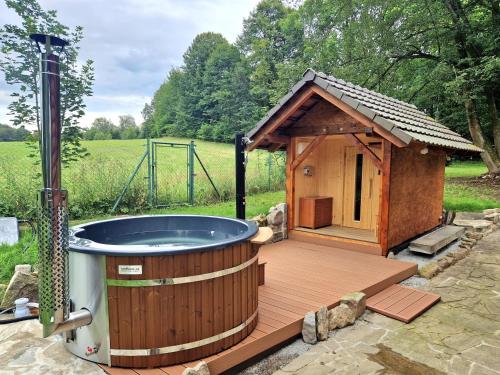 Karstais baseins, Relax Srub Kunějov (Relax Srub Kunejov) in Horni Pena