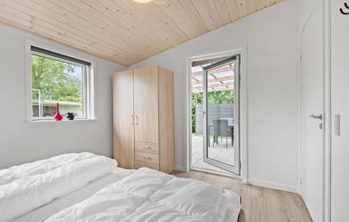 Awesome Home In Tarm With Wifi in Hemeta