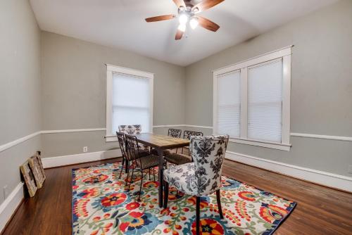 Spacious Historical 2 Bed House in Dallas, USA