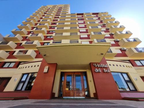 . Hostal del Sol
