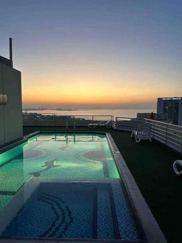 Gorgeous Sea View from 2BR w Rooftop Pool, Dubaj (zdjęcie 10)