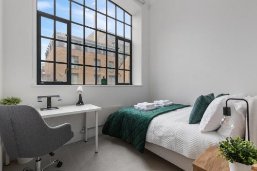 Picture of Central London, Kings Cross, Minutes From Station