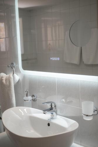 Filoxenia DD Filoxenia DD