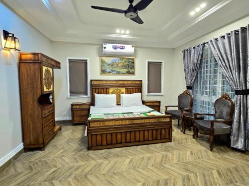 Stylish Independent 3-Bedroom House in Bahria Town - main image