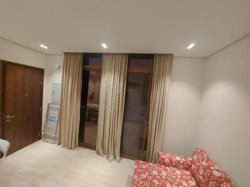 One-Bedroom Apartment room in Modern reviera