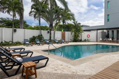 スイミングプール, Holiday Inn Express San Jose Forum By IHG in サンホセ