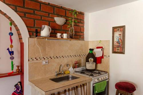 La Gloria in Barrio Bajo la Vina