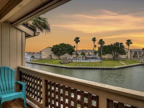 Bayhouse Condo in Rockport, USA