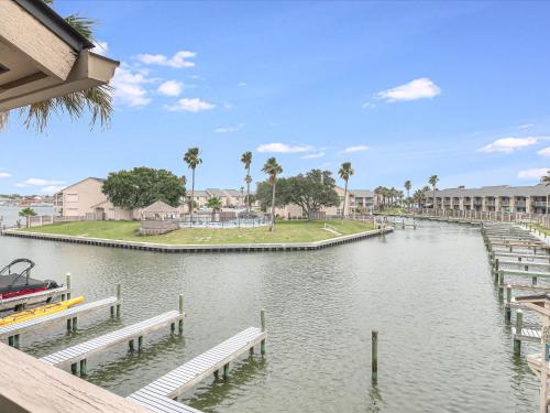Bayhouse Condo in Rockport, USA