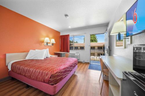 Motel 6 Big Bear Lake, CA in Big Bear Lake (CA)
