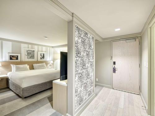 Business King Suite - Non-Smoking image 6